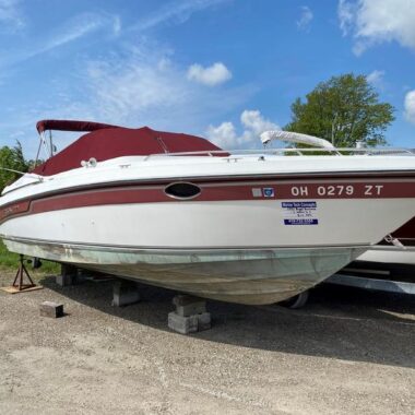 1992 Regal 27 Ventura